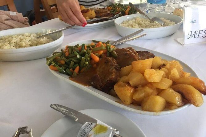 Douro Valley Cruise Porto to Pinhão: Breakfast, Lunch and Tasting - The return to Porto by bus: plan for a late finish