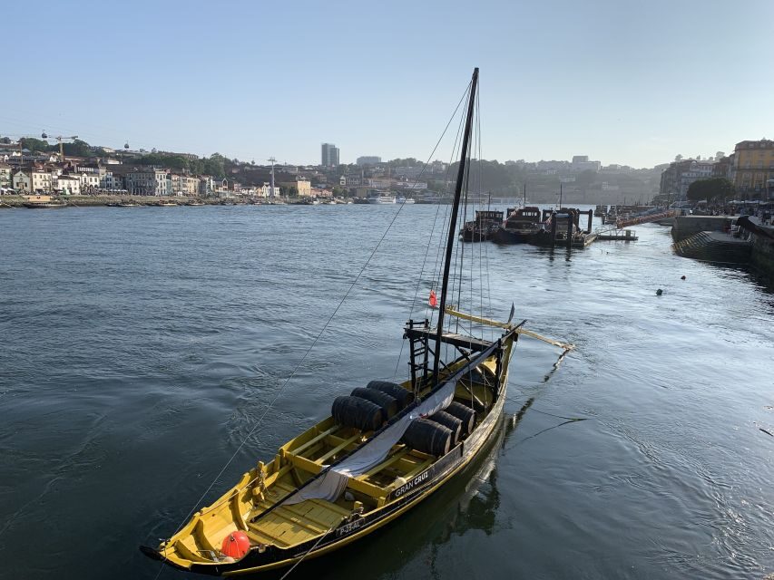 Porto and Gaia: Walking Tour of Douro's Two Riversides - Church of Saint Francis: faith that shaped the streets