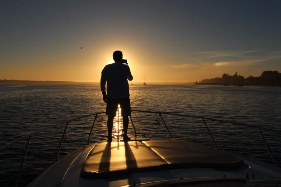 Porto - Douro Cruise with Port wine and snacks - Why Porto’s Bridges Feel Built for a Yacht