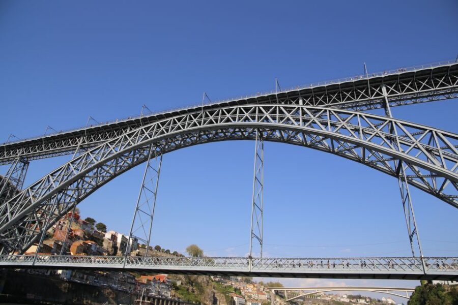 Porto: Douro River Cruise w/ Portuguese Wines & Local Host - Foz do Douro at the Atlantic: where the river changes mood