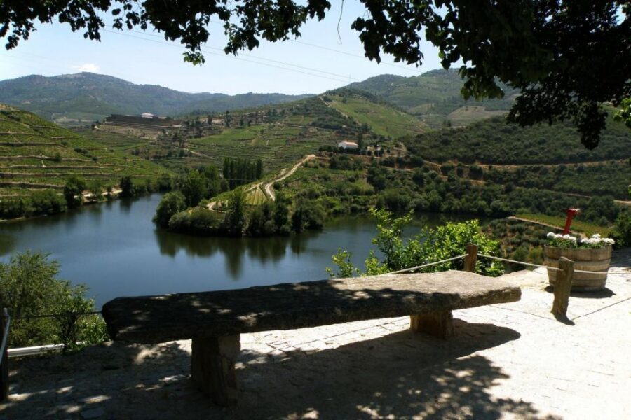 Porto: Douro Valley Wine Tour - Getting oriented: meeting point, what to bring, and how to pack