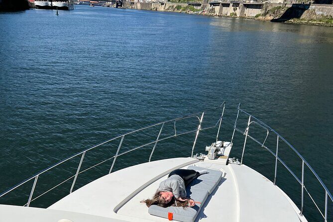 Premium Yacht Tour on the Douro - Who this yacht tour suits best